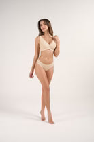 Deep V Seamless Lift Bra with Mesh