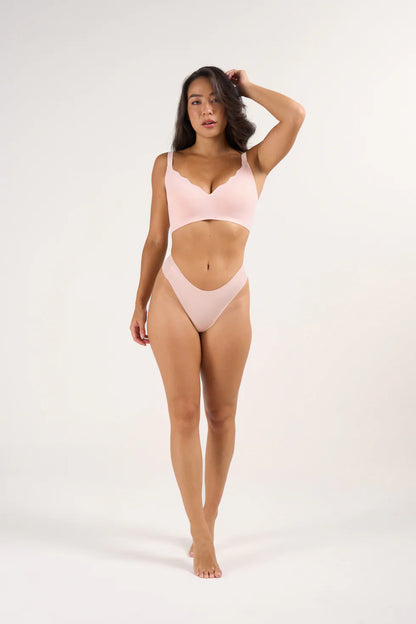 Scalloped Smooth Lift Bra